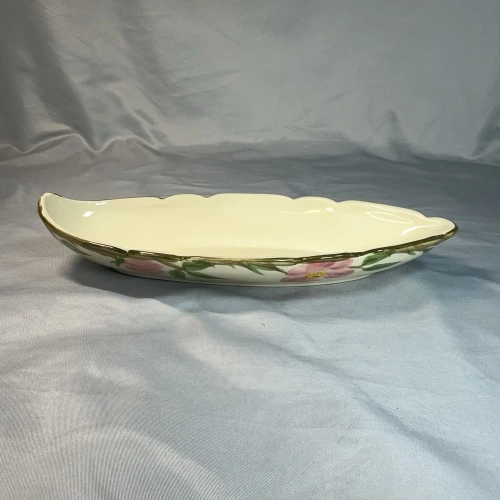 Franciscan Desert Rose Gravy Boat, Set of‎ Salt & Pepper Shakers, Relish Tray